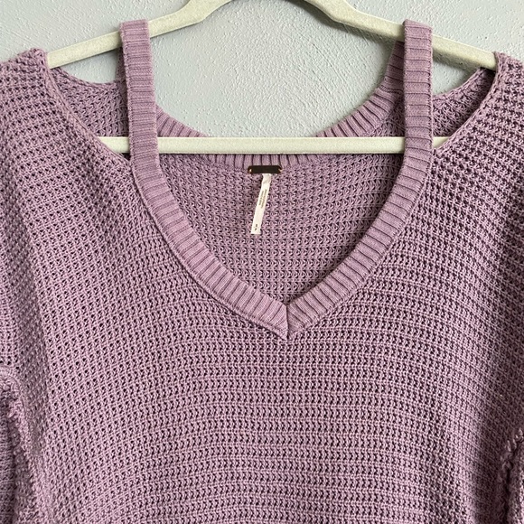 Free People Oversized Top Size Small Purple Waffle Texture Knit Long Sleeve - Picture 2 of 9